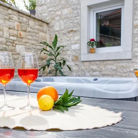Holiday home Fuer 6 Personen Ca 86 Qm In Peroj, Istrien Istrische Riviera *